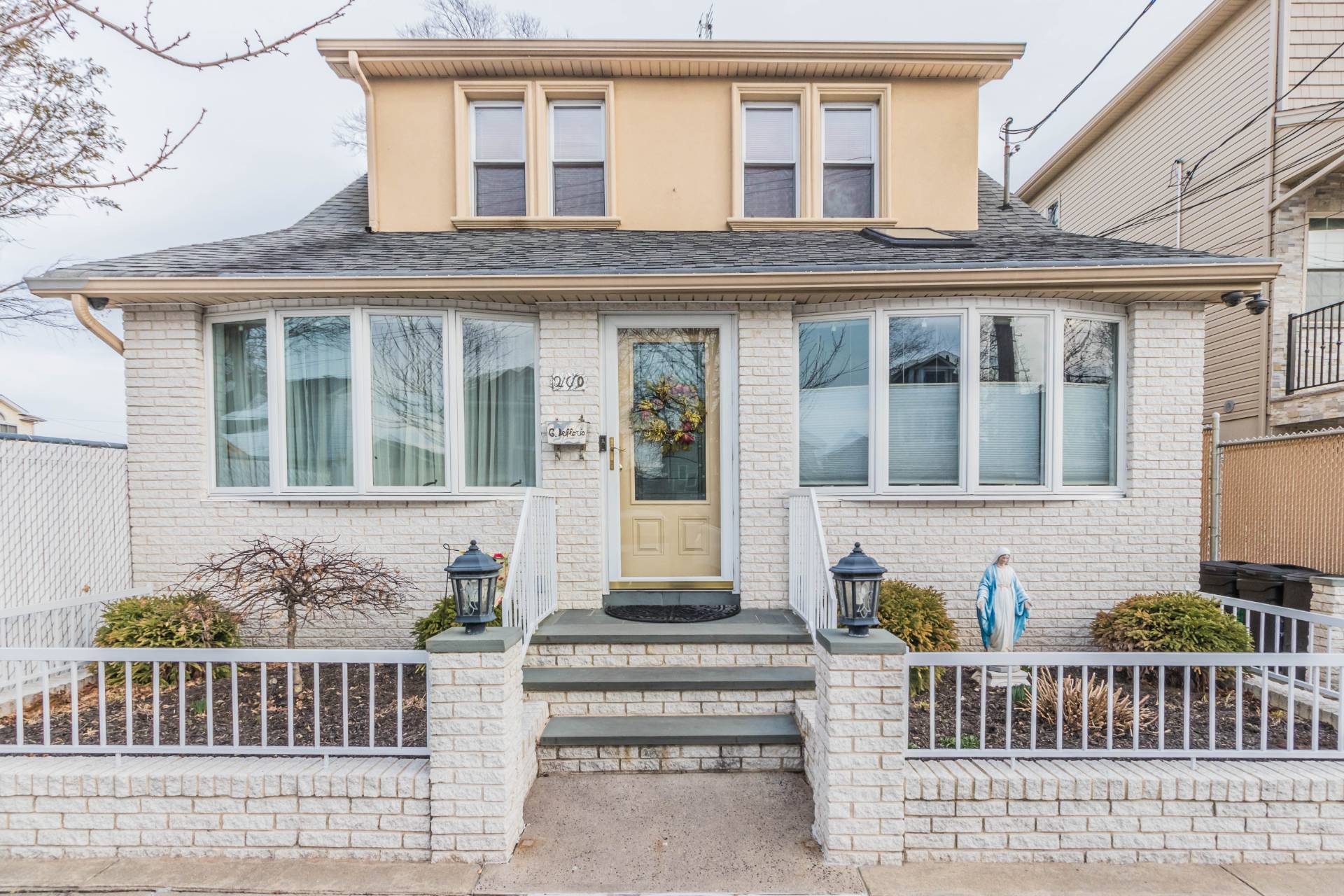 260 Grimsby St, Staten Island, NY 10306 (Sold NYStateMLS Listing 10729163)