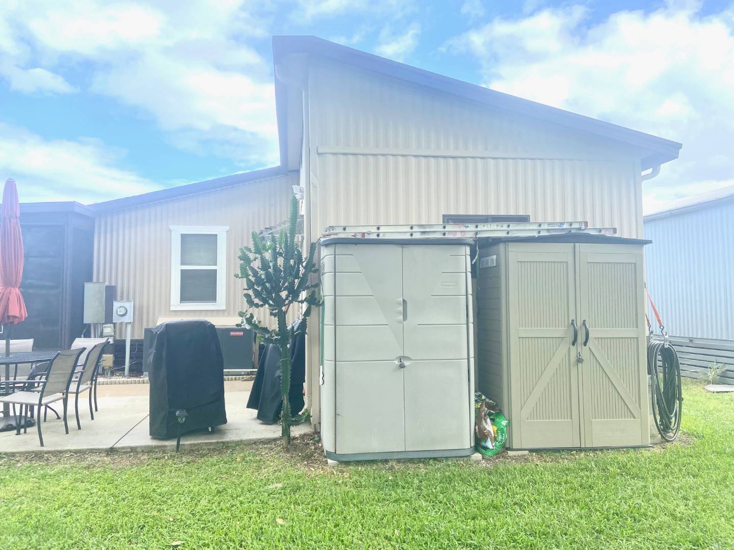 LK3452 604 Spanish Moss Drive, Wildwood, FL 34785 (Off Market