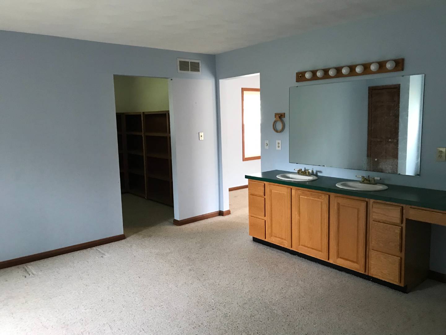 3410 Toy Road, Groveport, OH 43125 (Off Market NYStateMLS Listing