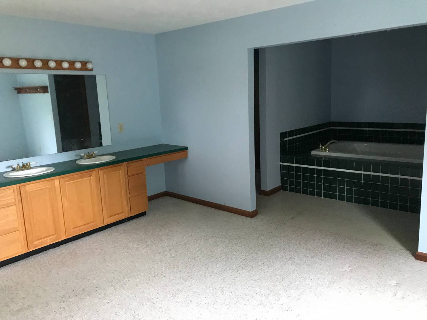 3410 Toy Road, Groveport, OH 43125 (Off Market NYStateMLS Listing