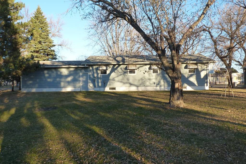 219 Anson Avenue NE, Sykeston, ND 58486 (Sold MyStateMLS Listing 10955368)