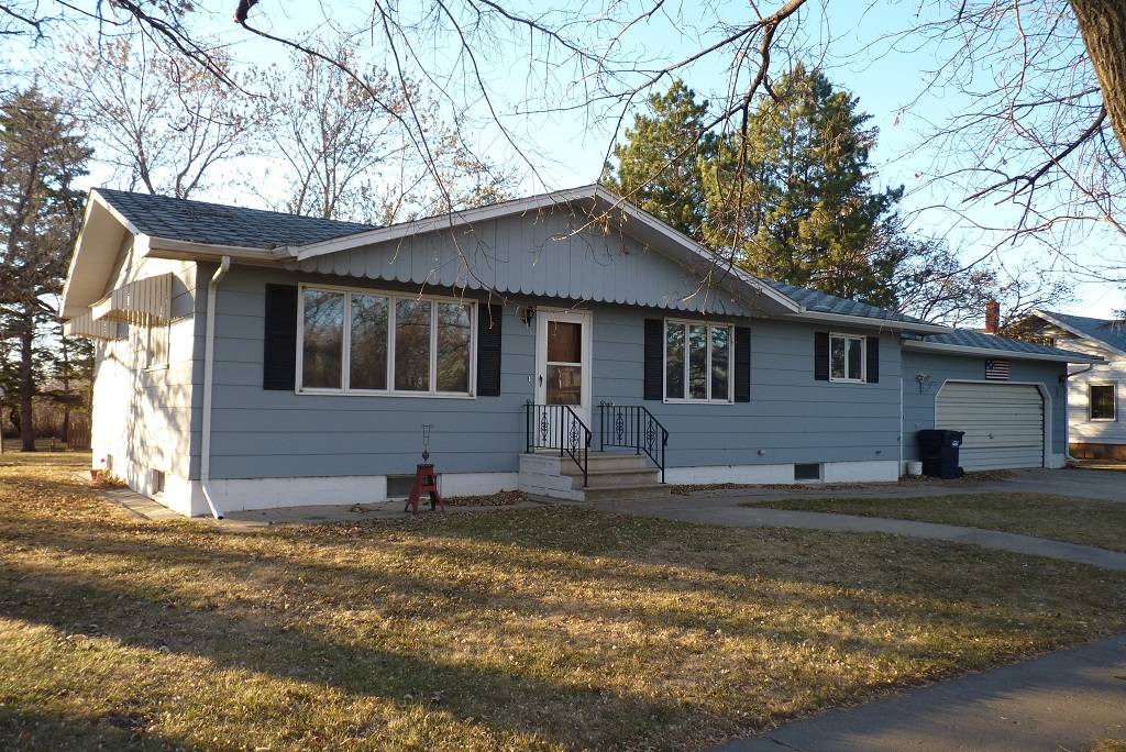 219 Anson Avenue NE, Sykeston, ND 58486 (Sold NYStateMLS Listing 10955368)