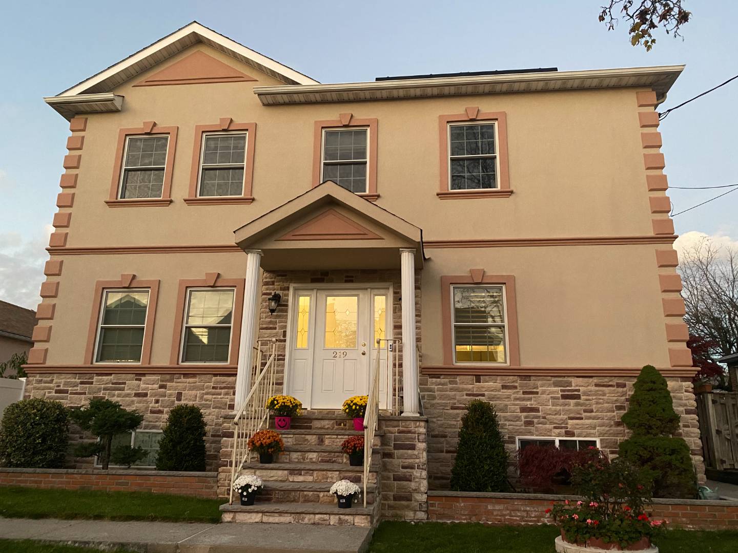 219 Alter Ave, Staten Island, NY 10305 (Off Market NYStateMLS Listing