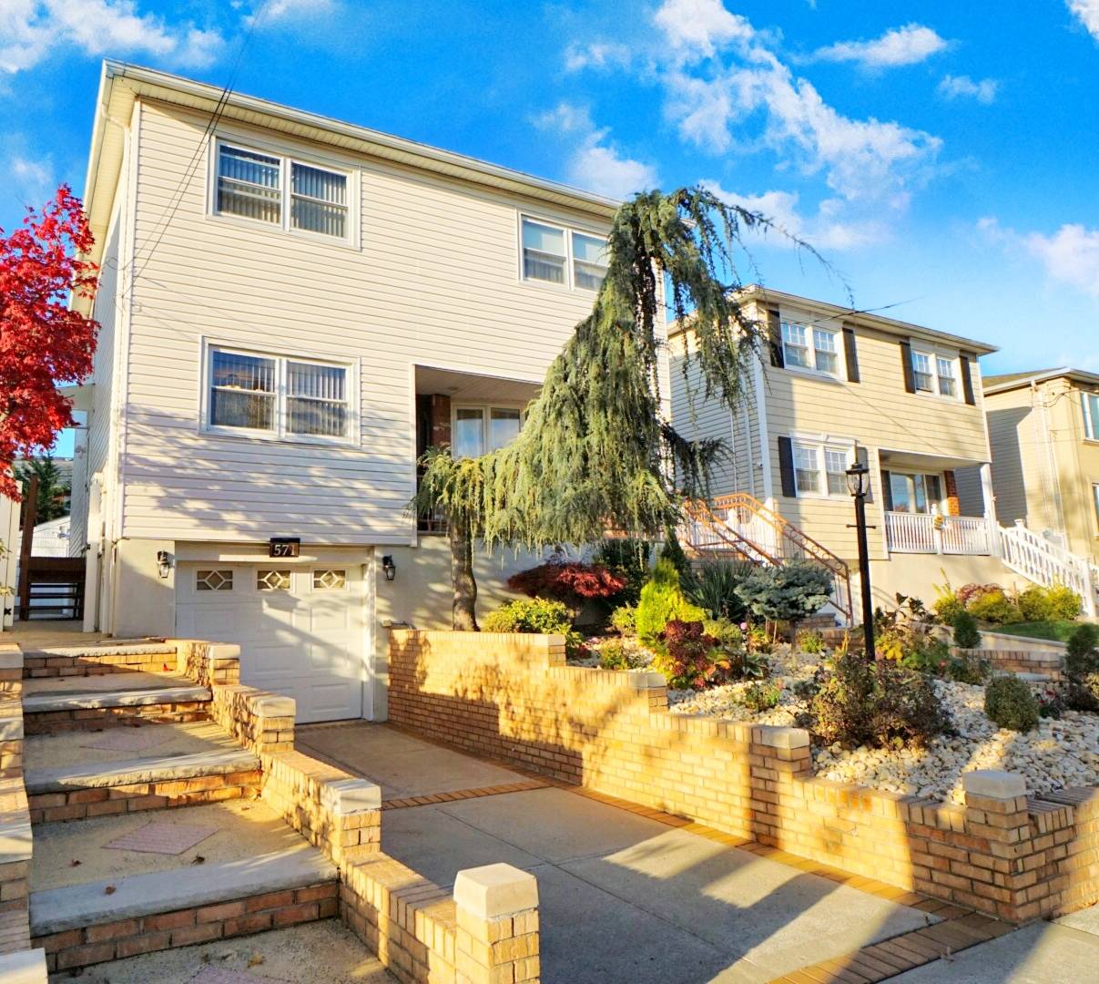 571 Darlington Ave, Staten Island, NY 10309 (Off Market NYStateMLS