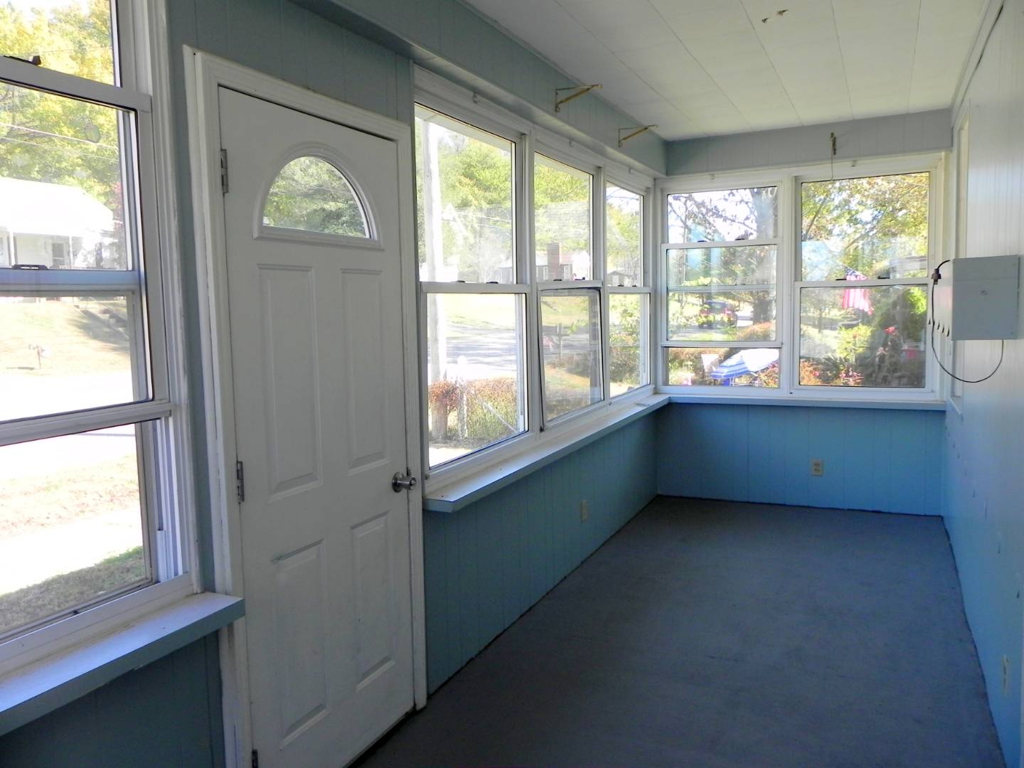 618 S 7th Street, Cannelton, IN 47520 (Sold NYStateMLS Listing 10960136)