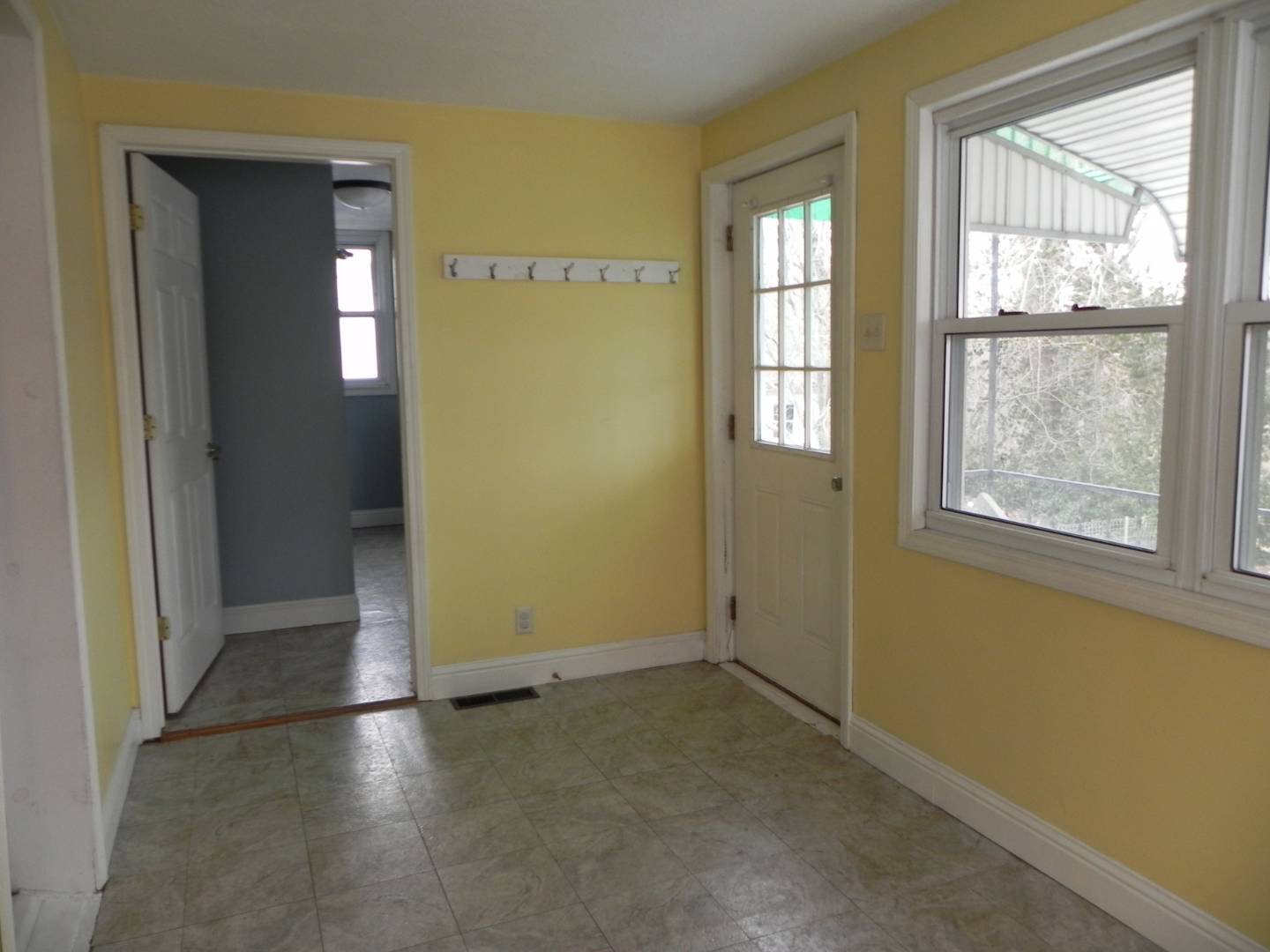 618 S 7th Street, Cannelton, IN 47520 (Sold NYStateMLS Listing 10960136)