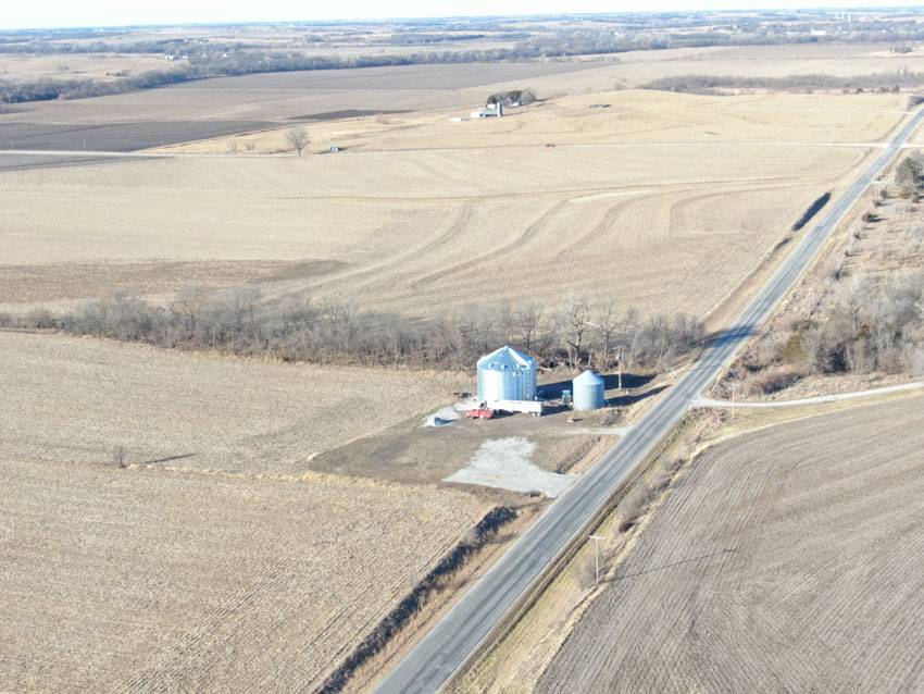 1 Bourbon Rd, Muscotah, KS 66058 (Sold NYStateMLS Listing 10961143)