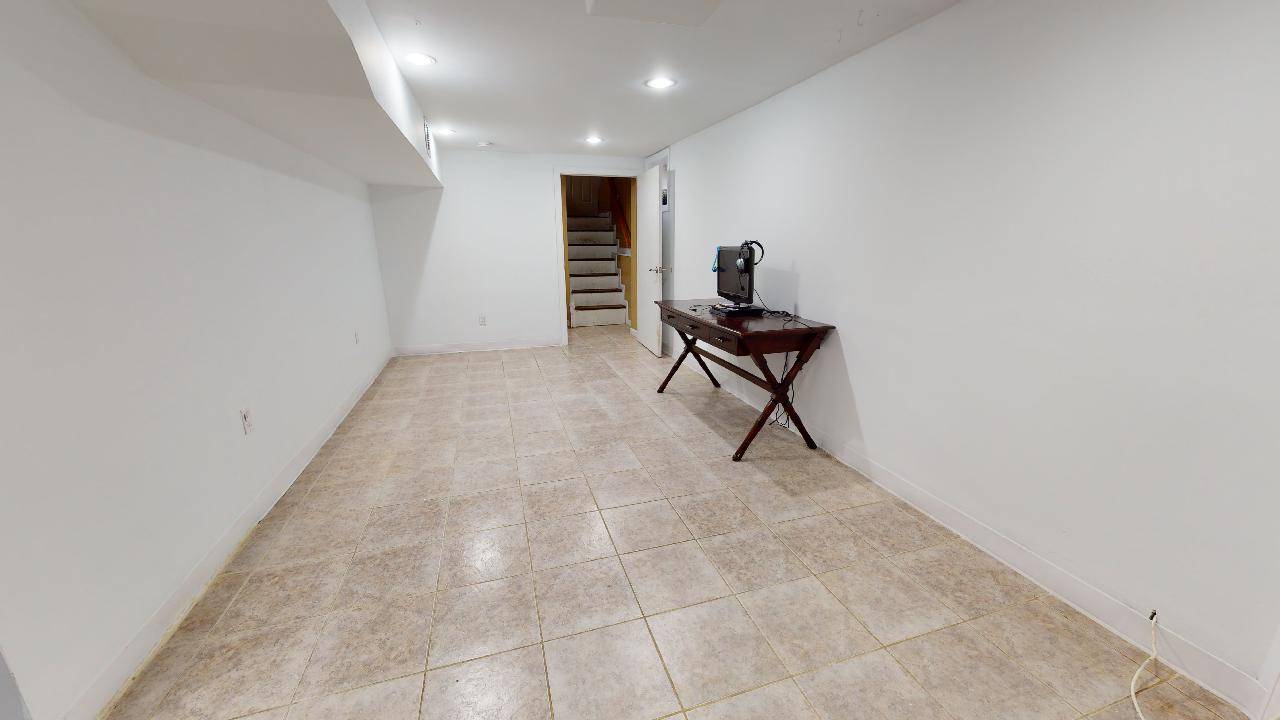 2643 KENNY AVE, MERRICK, NY 11566 (Sold NYStateMLS Listing 10966985)