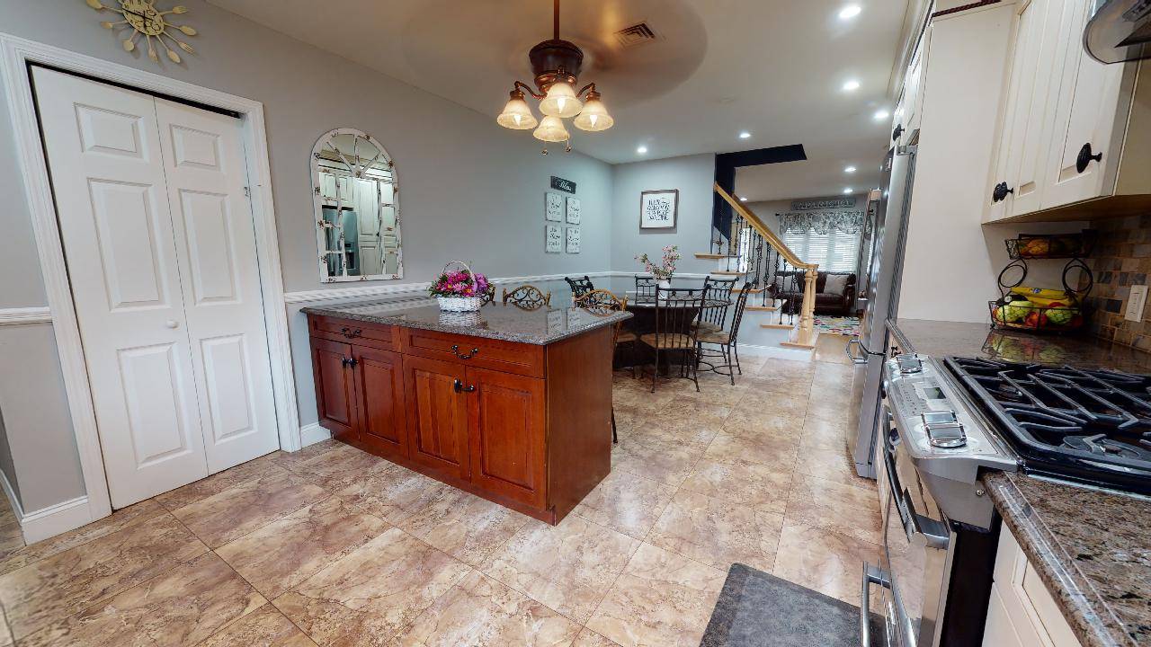 2643 KENNY AVE, MERRICK, NY 11566 (Sold NYStateMLS Listing 10966985)