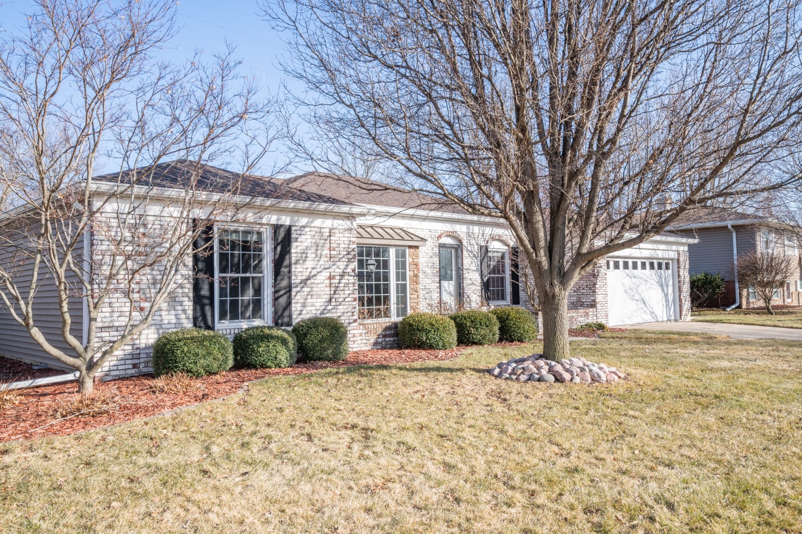 2720 N Rustic Ridge Dr, Peoria, IL 61604 (Sold NYStateMLS Listing ...