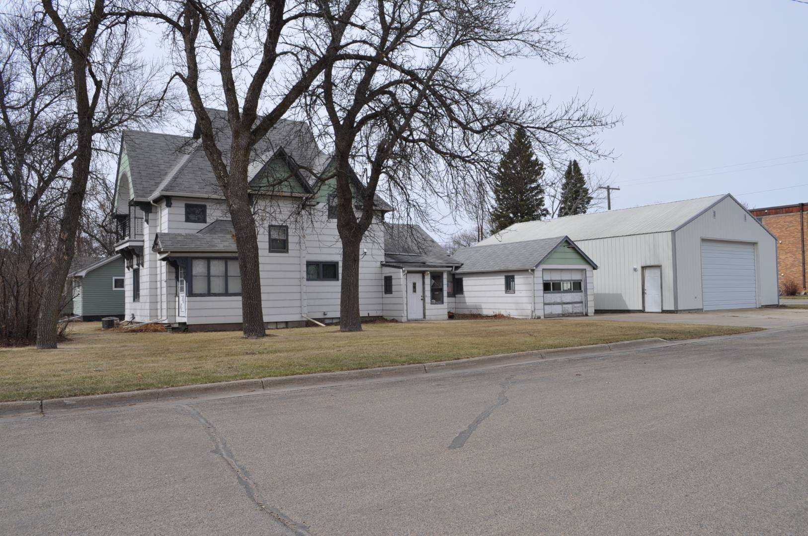 1207 Park Ave NE, Cooperstown, ND 58425 (Sold MyStateMLS Listing 10982890)
