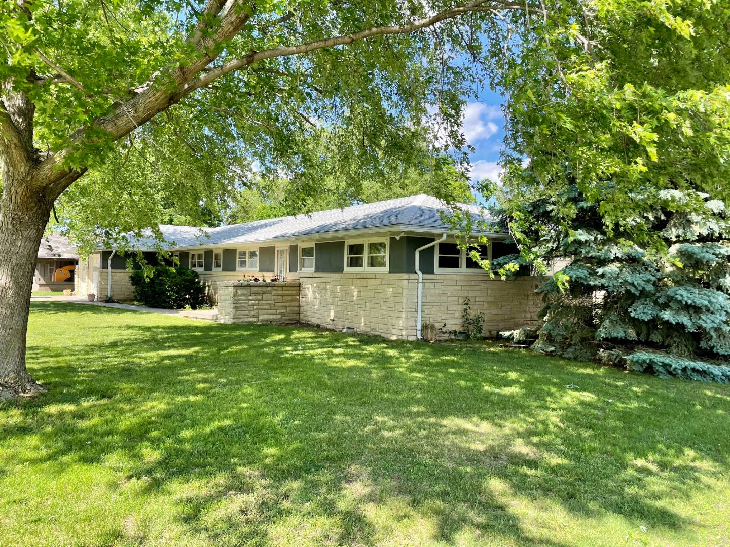 305 High Street, Clyde, KS 66938 (For Sale MyStateMLS Listing 10996652)