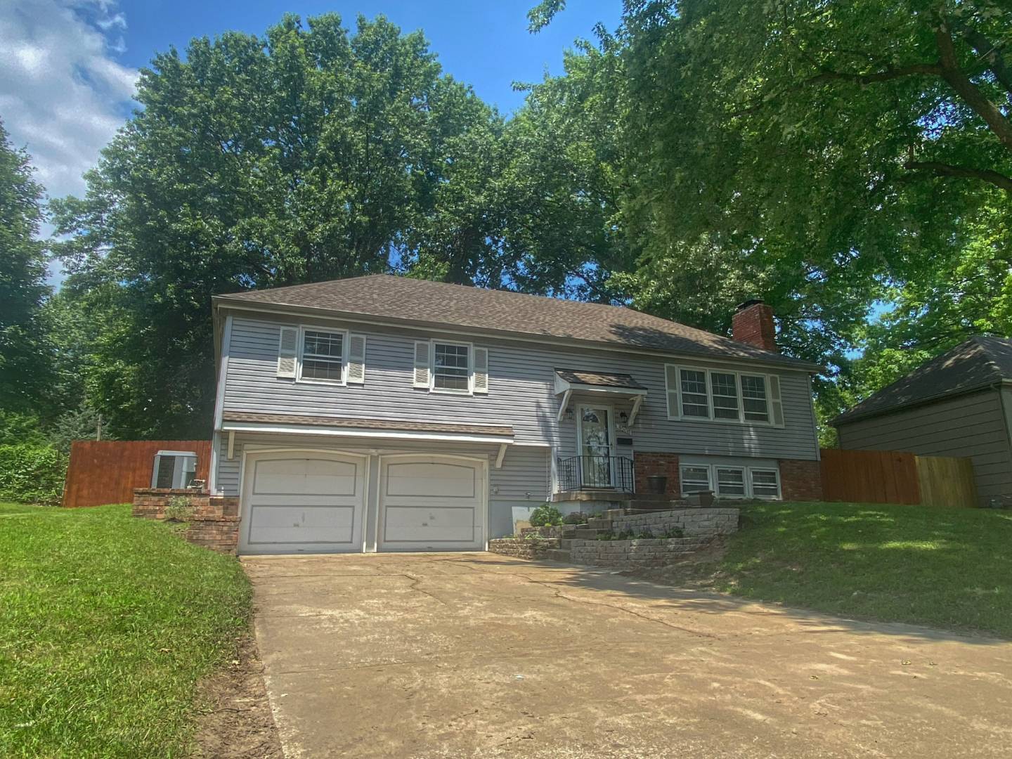 4500 NE 48th Ter, Kansas City, MO 64119 (Sold NYStateMLS Listing 11005839)