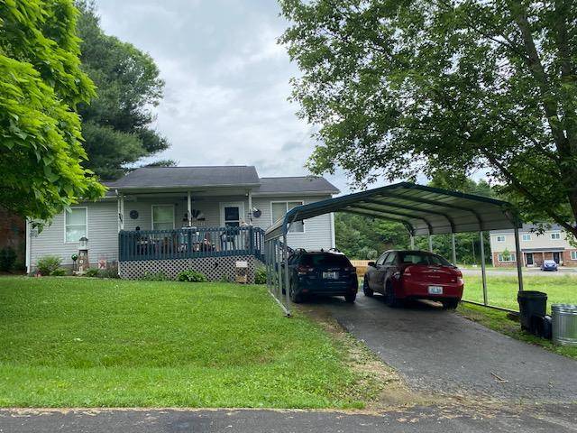 46 Upper Manor St.