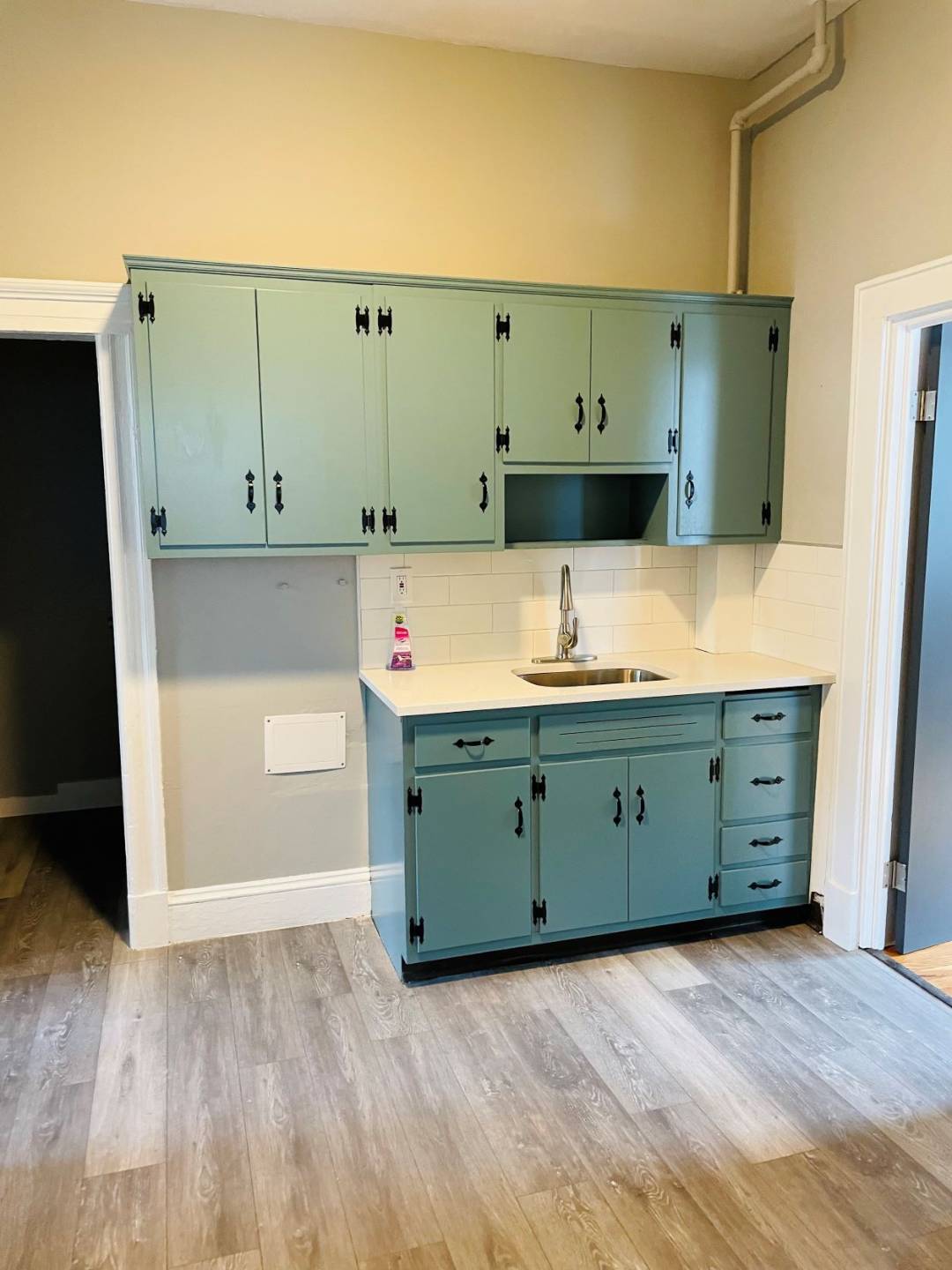 17 Clement St, 1, Glen Cove, NY 11542 (Rented NYStateMLS Listing