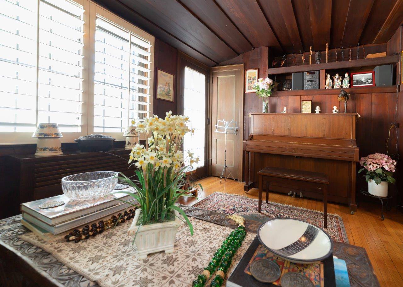 3 harmony drive larchmont ny