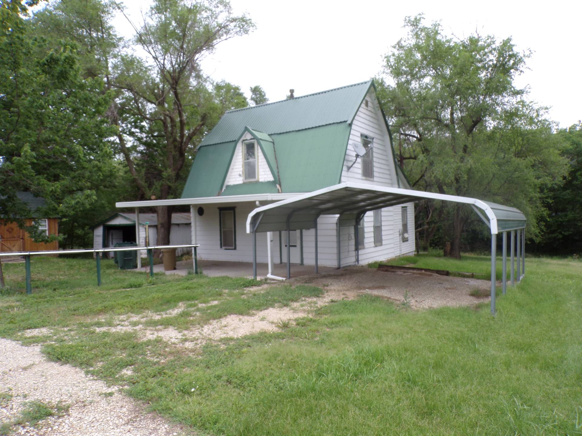 615 Starr Avenue, Miltonvale, KS 67466 (Sold NYStateMLS Listing 11088723)