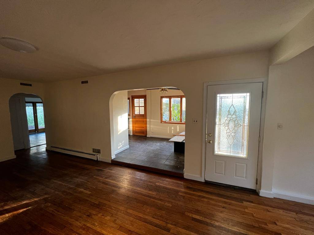 16908 81st ave, Hillcrest, NY 11432 (Off Market NYStateMLS Listing 11086542)