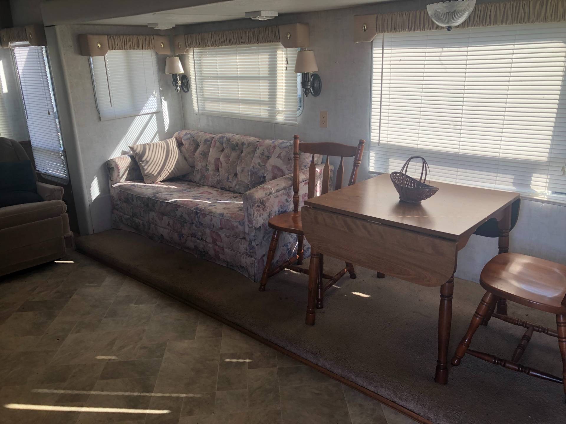 11 HARBOR OAKS DR, RV2, FRUITLAND PARK, FL 34731 (Sold MyStateMLS