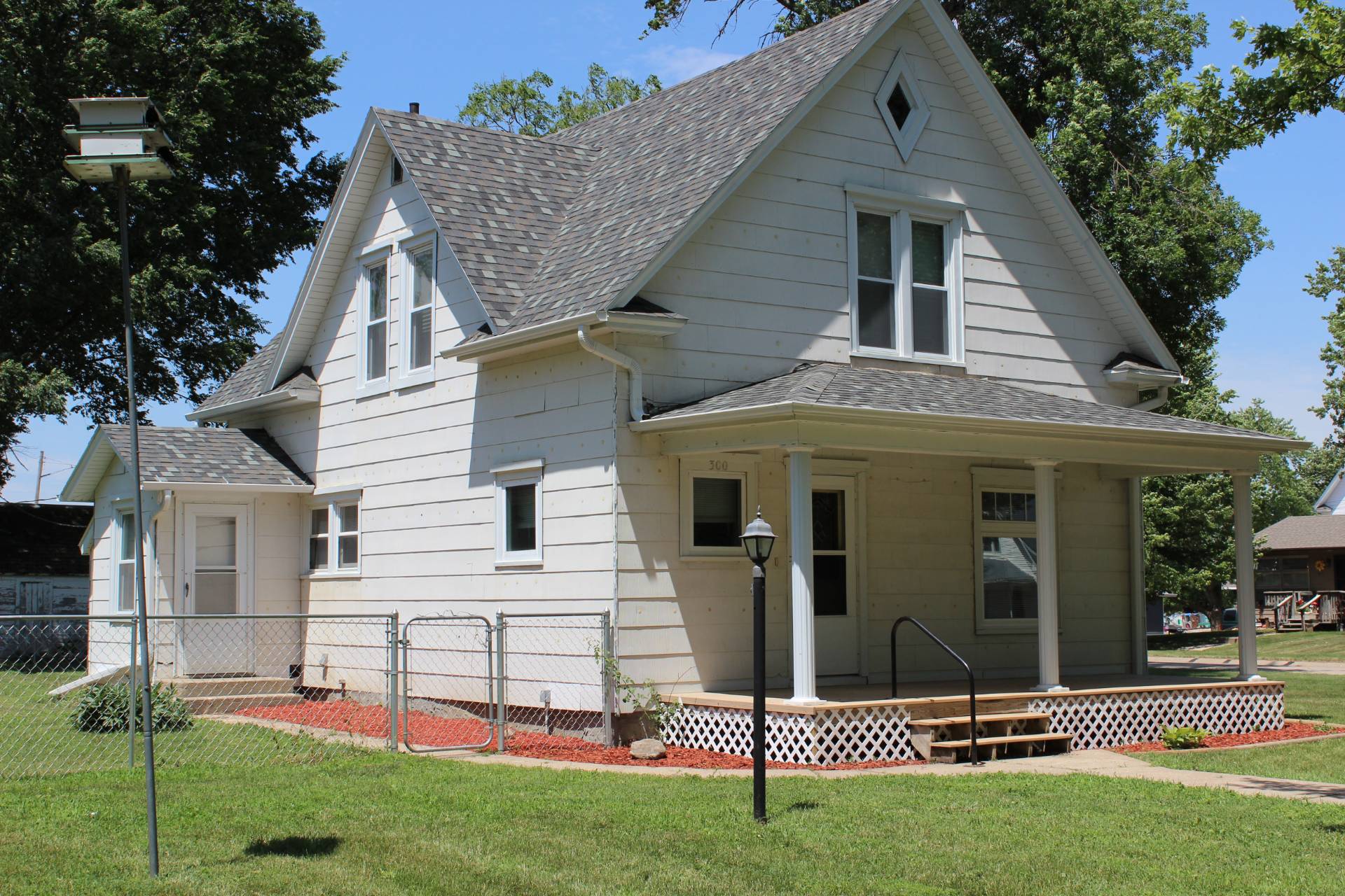 300 Lincoln, Wausa, NE 68786 (Off Market MyStateMLS Listing 11090602)