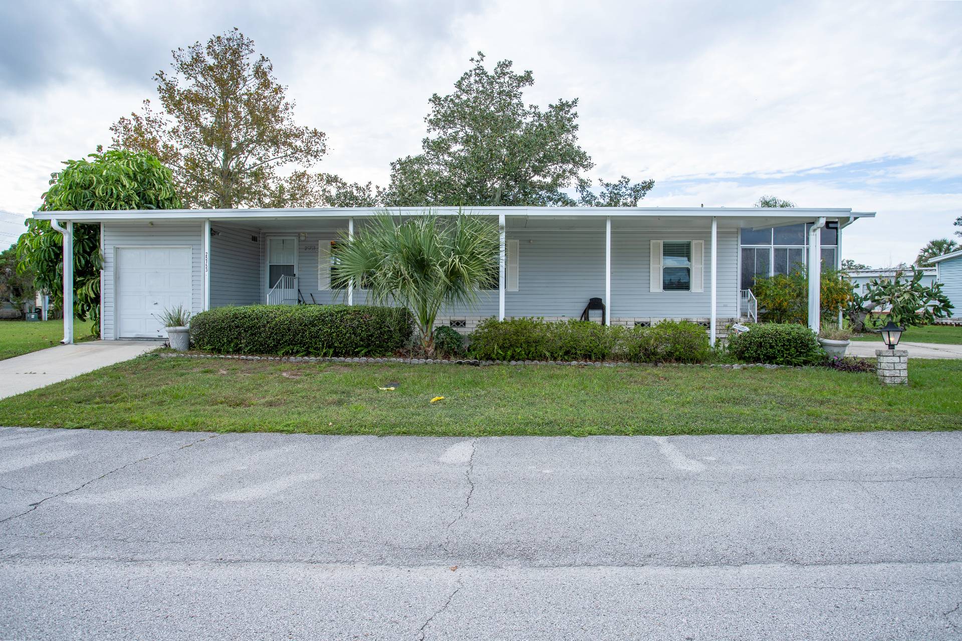 25753 Espanola Drive, Leesburg, FL 34748 (Off Market NYStateMLS Listing