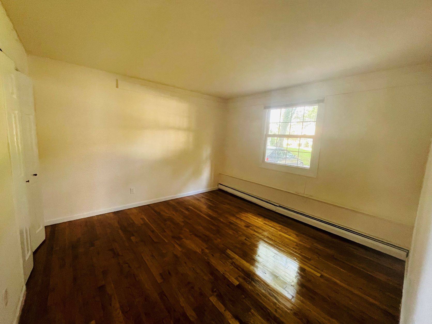 6 Alex Ln, Glen Cove, NY, 11542