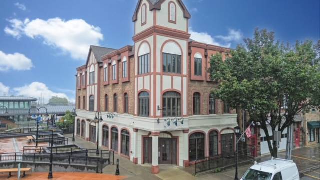 282 SCHOLES STREET, Brooklyn, NY, 11206