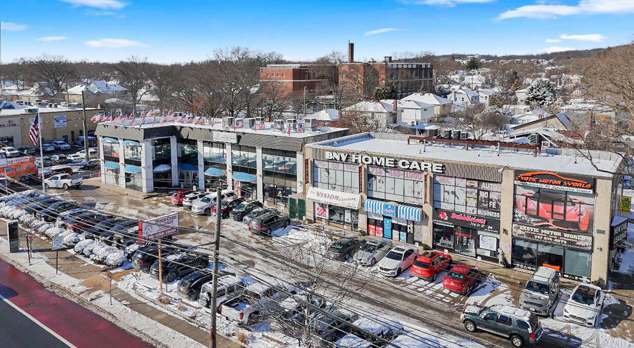 Photo of 2351 Hylan Blvd, Staten Island, NY 10306