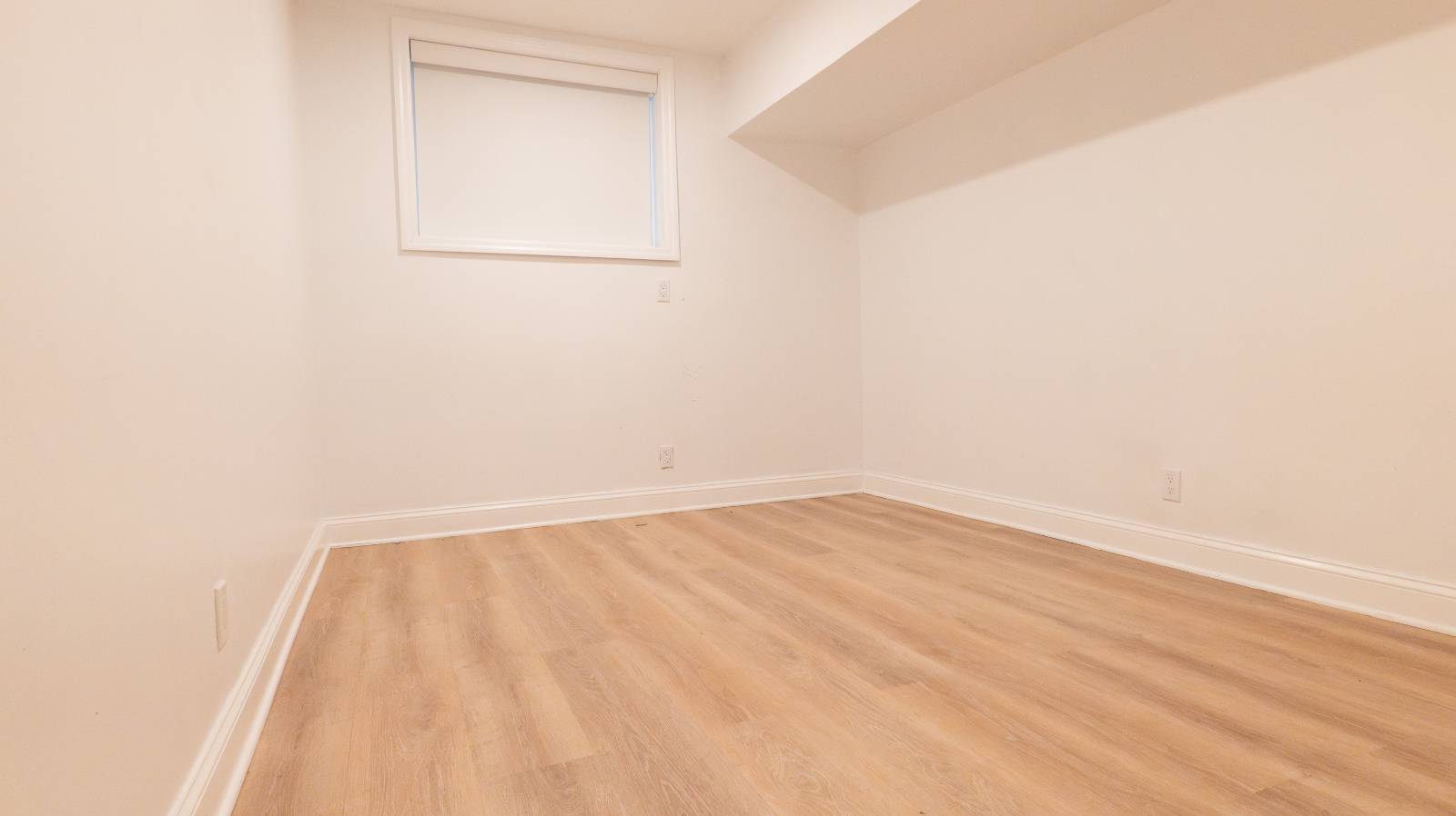 427 Pulaski St, Brooklyn, NY, 11221