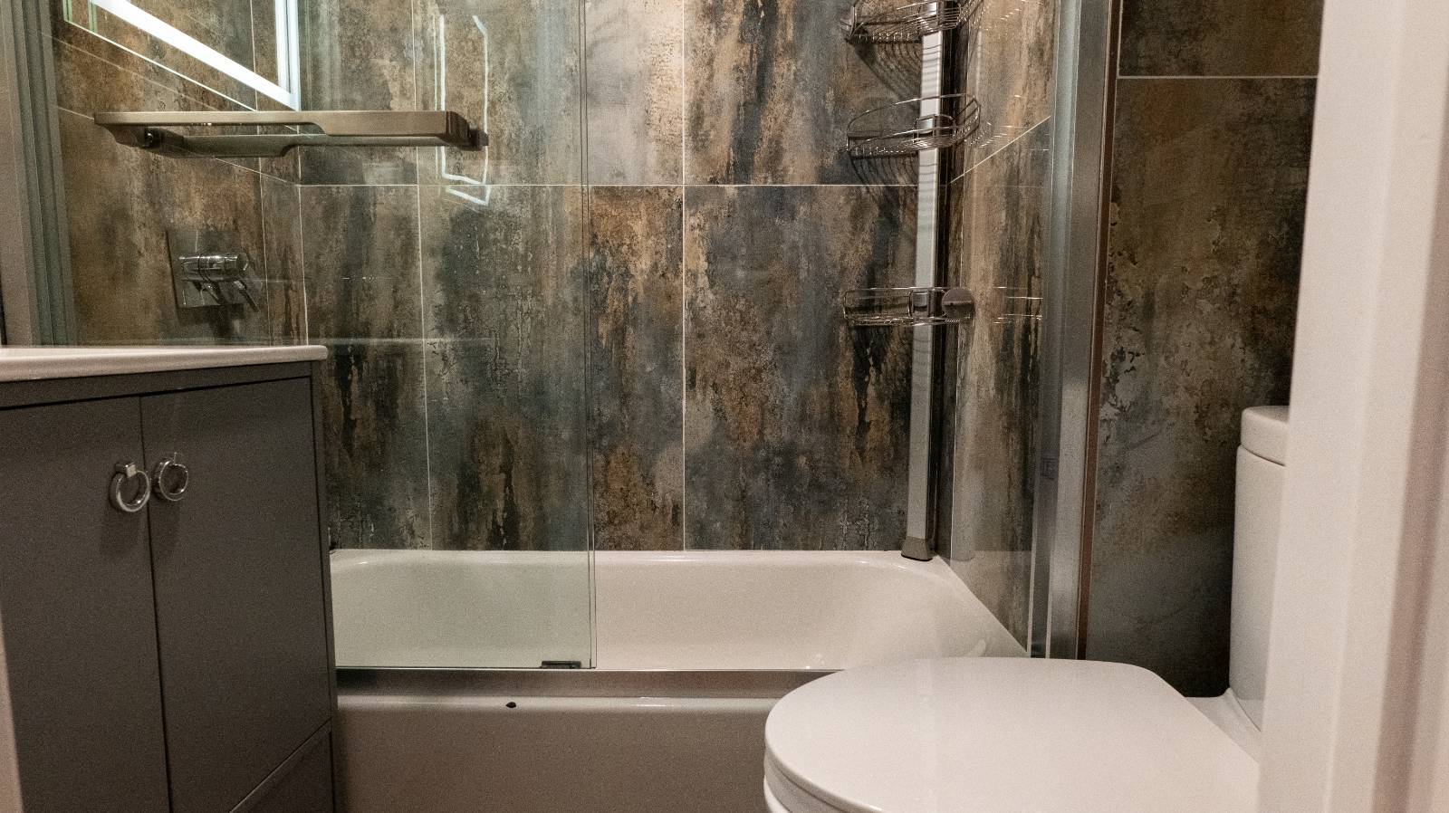 427 Pulaski St, Brooklyn, NY, 11221