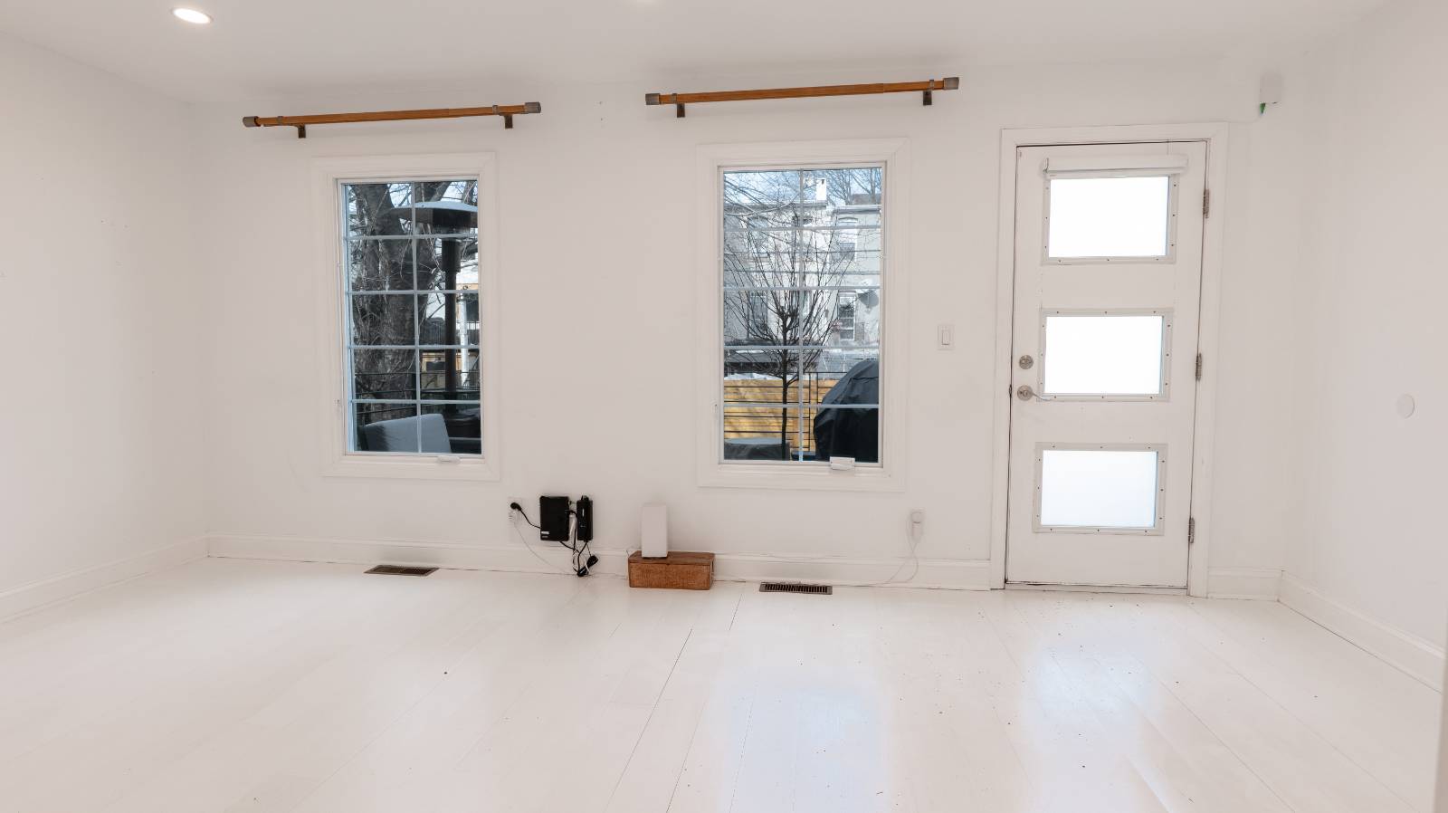 427 Pulaski St, Brooklyn, NY, 11221