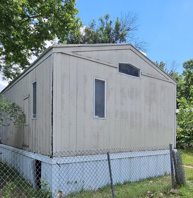 A-10; 100 Prairie View Cov