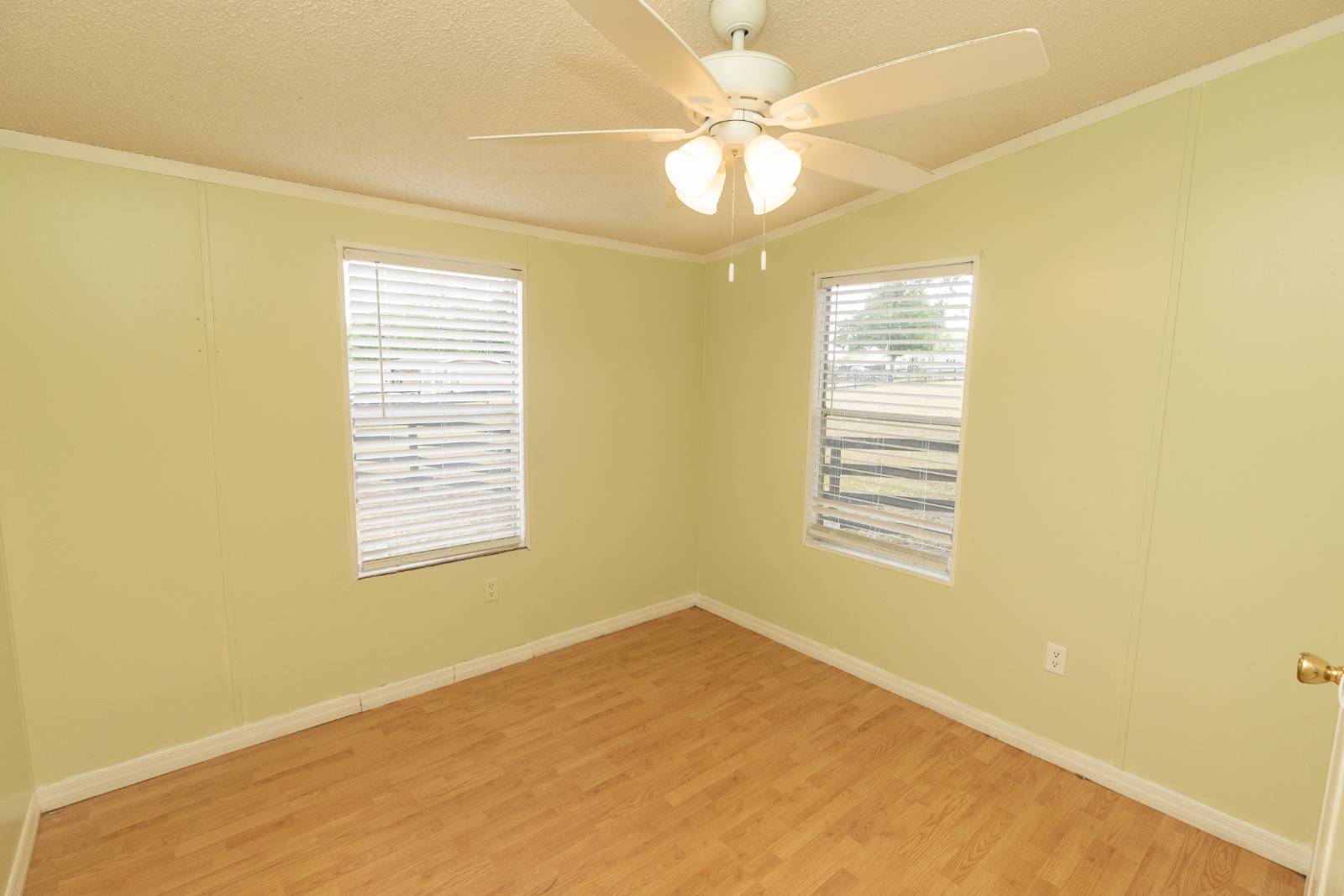 5898 Se 144th Pl