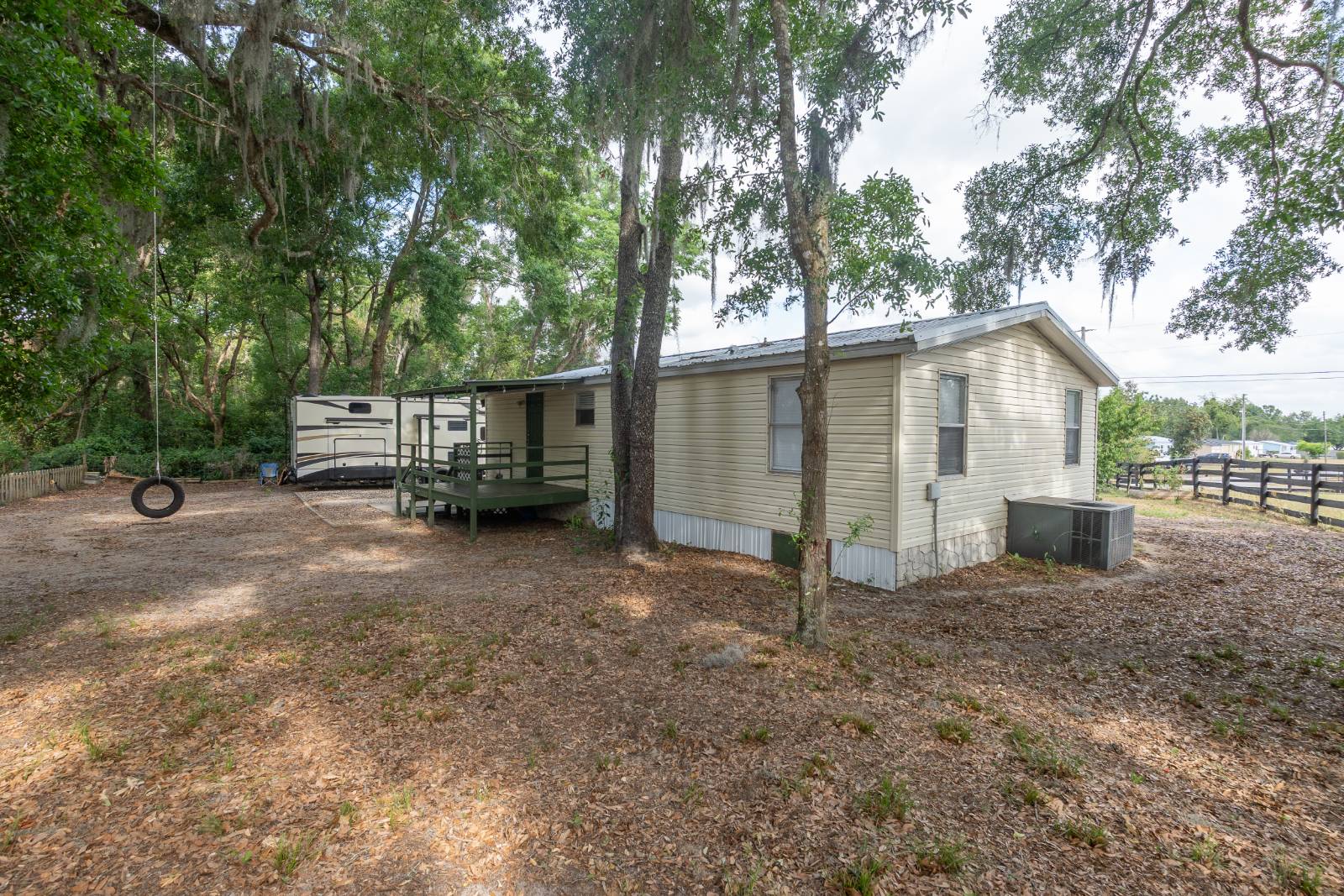 5898 Se 144th Pl