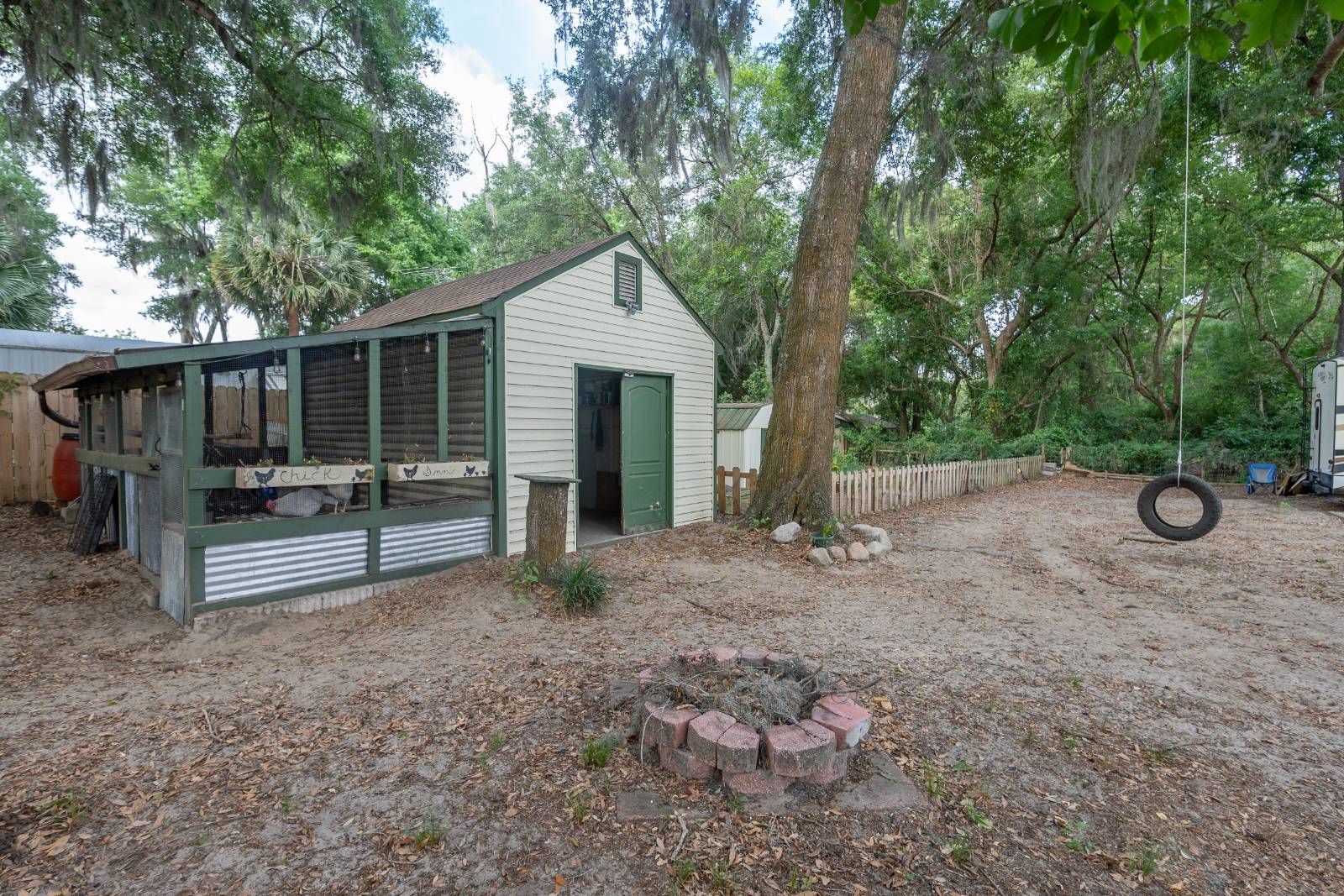 5898 Se 144th Pl