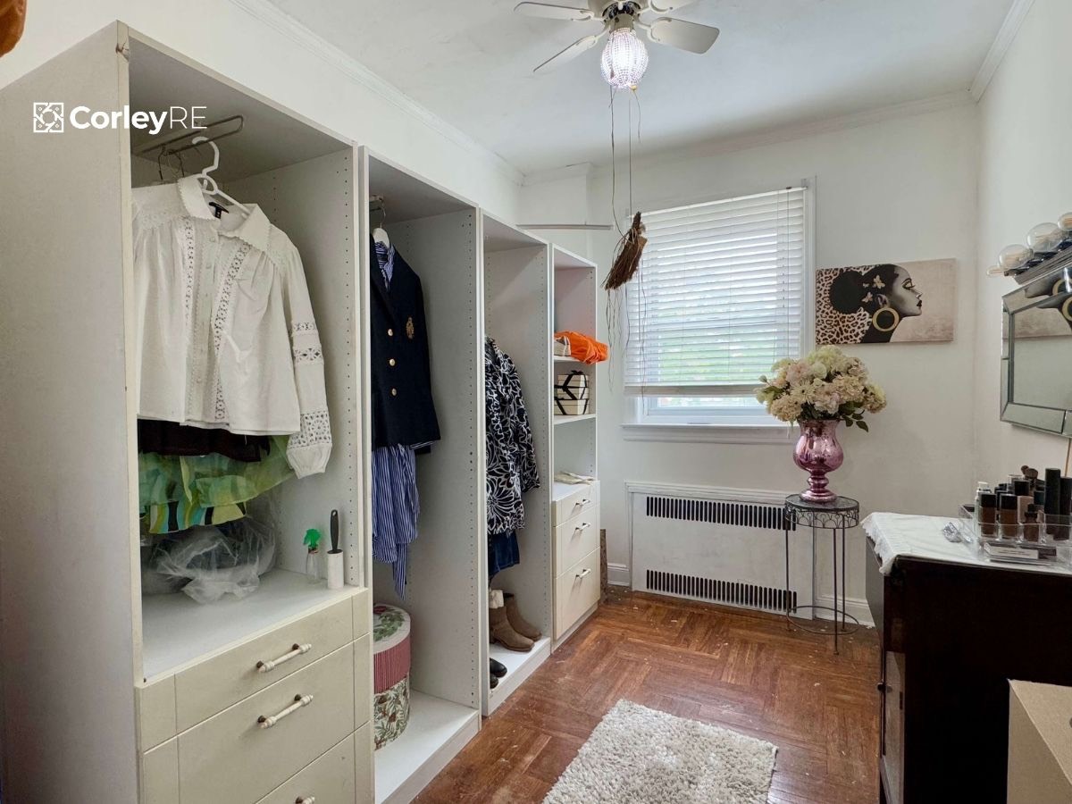 5727 Kings Highway, Brooklyn, NY, 11203