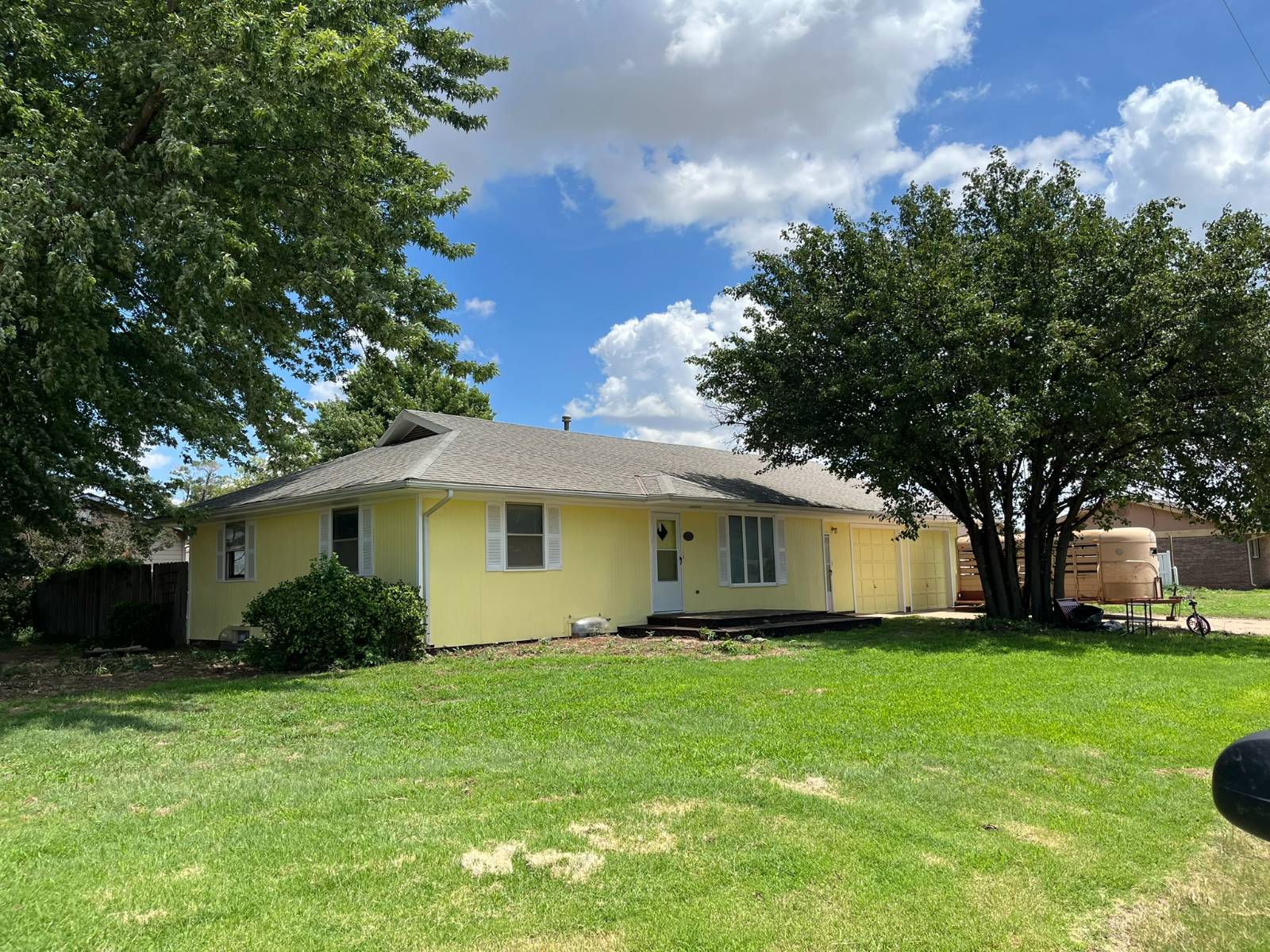 A-10; 100 Prairie View Cov