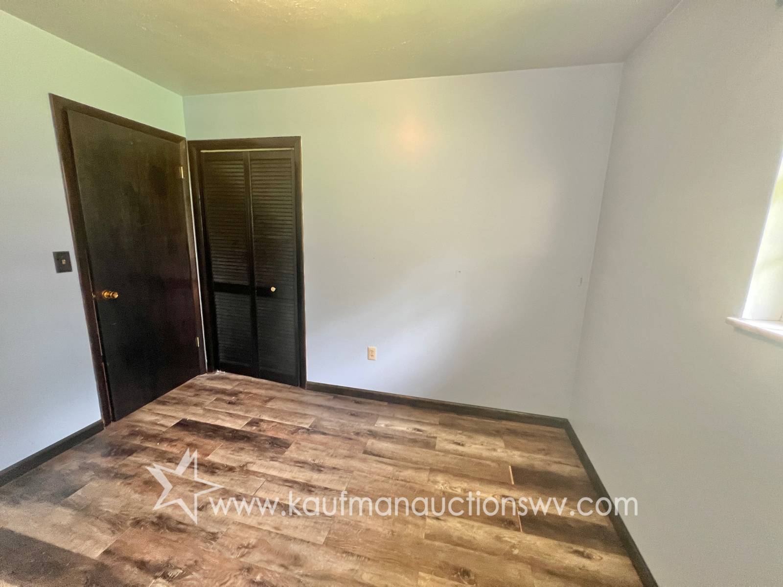 Gallery Image 17