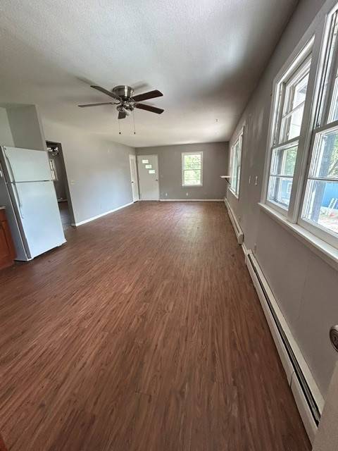 2 Bedroom Apartment for Rent!