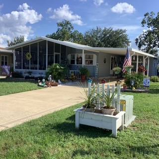 616 Holly Circle