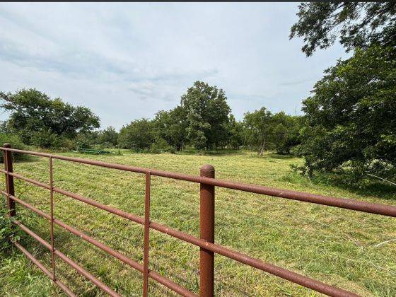 2434 4000 Rd, Chetopa, KS, 67336