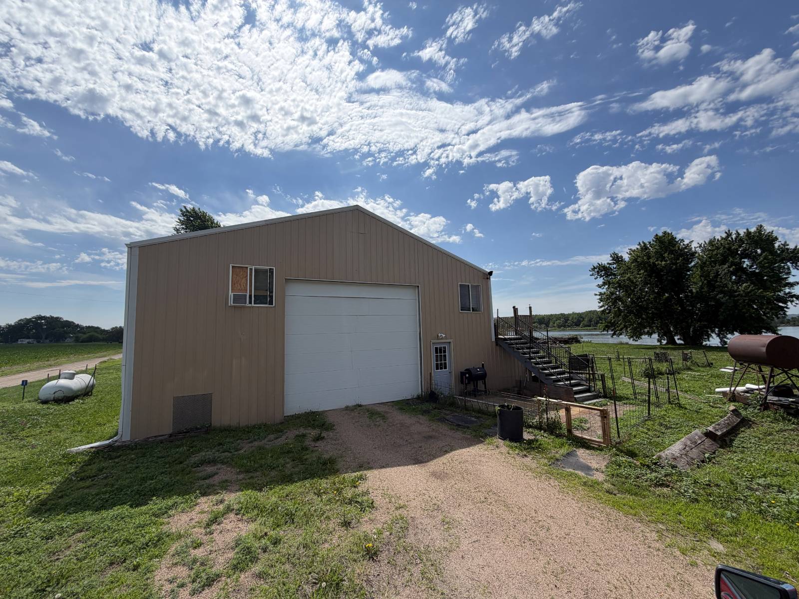 Photo 3 of 17 of home listing at 309 McGinn Lake, North Bend, NE 68601