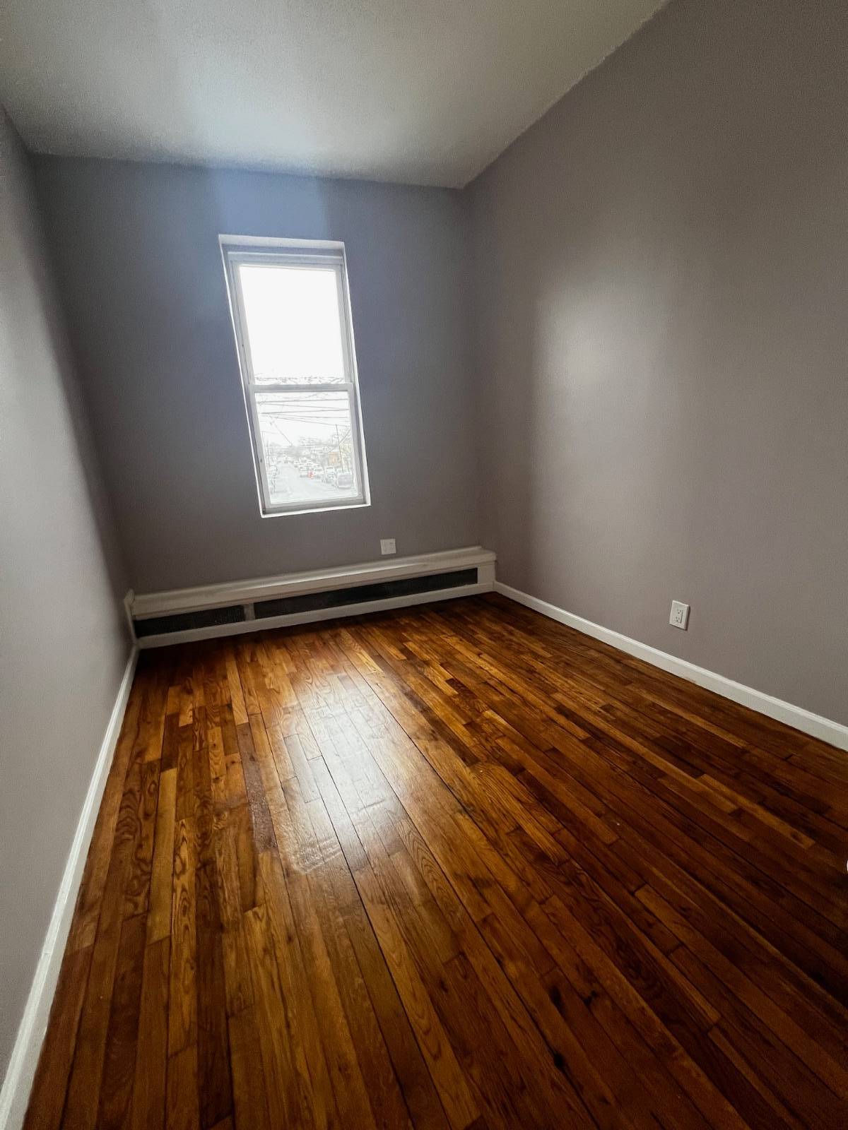 99-02 212 St, Queens Village, NY, 11429