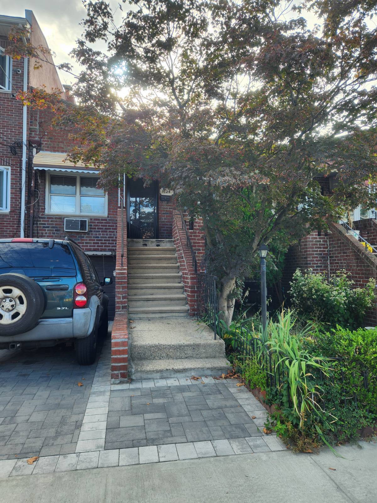 1124 East 100th Street