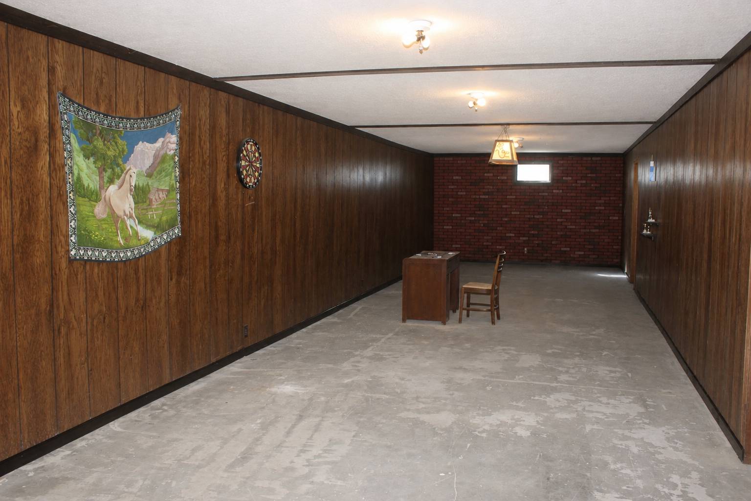 Photo 27 of 34 of home listing at 1499 Myers Rd, Broken Bow, NE 68822