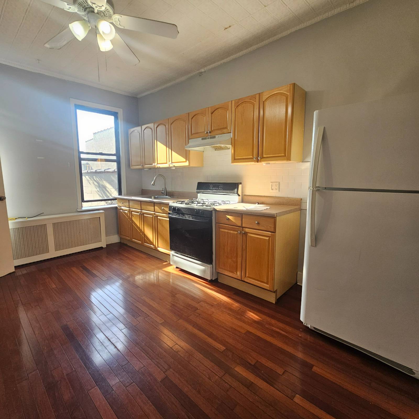 730 E. 32nd St UNIT&nbsp;5B, Brooklyn, NY, 11210