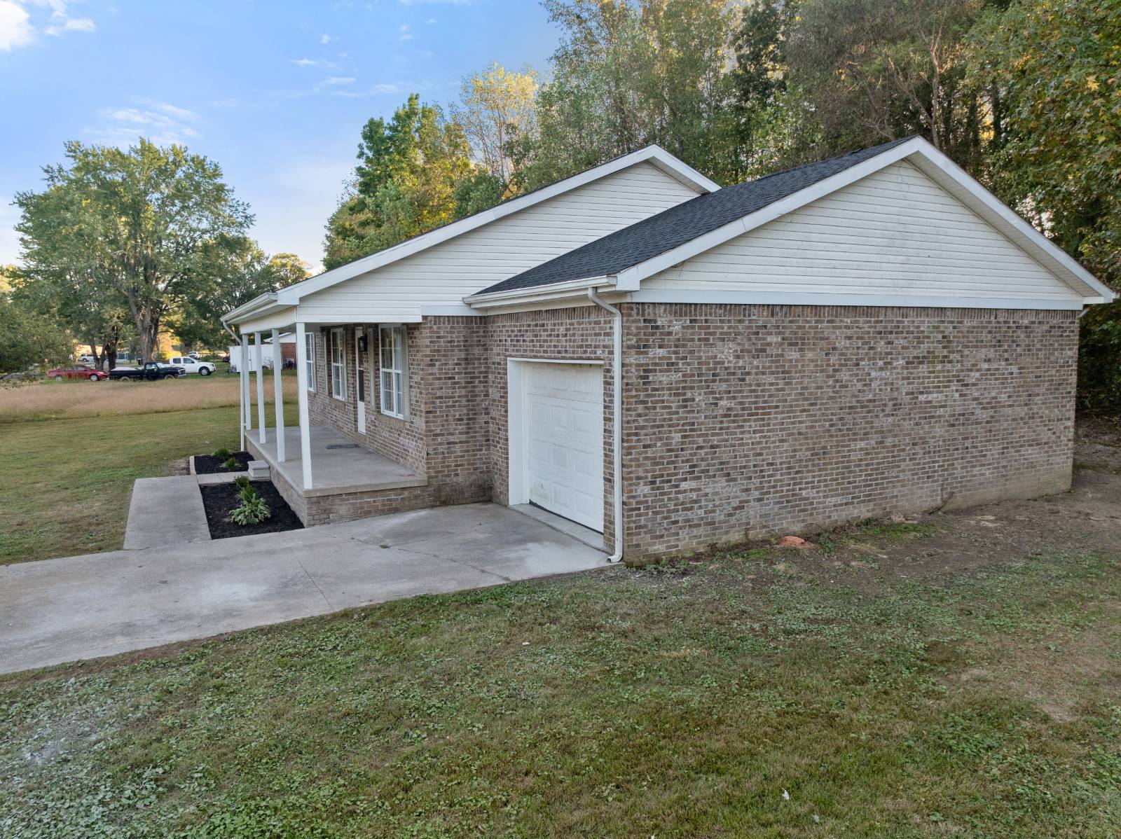 624 Country Lane Drive