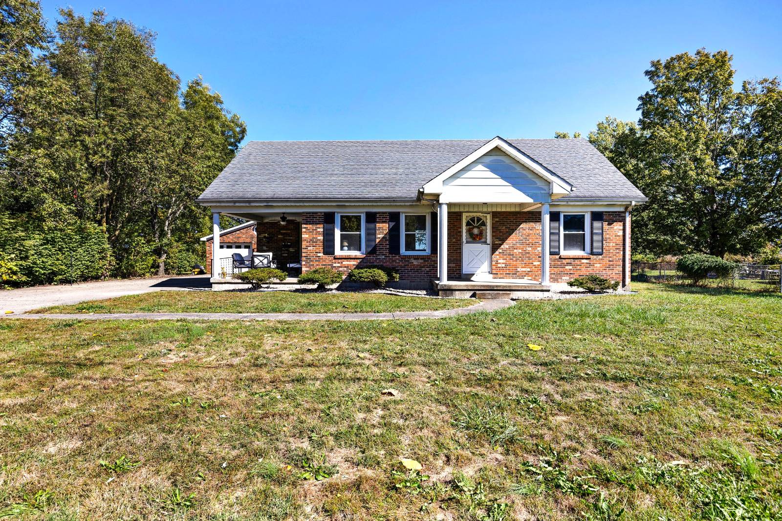 8935 N. Loretto Road