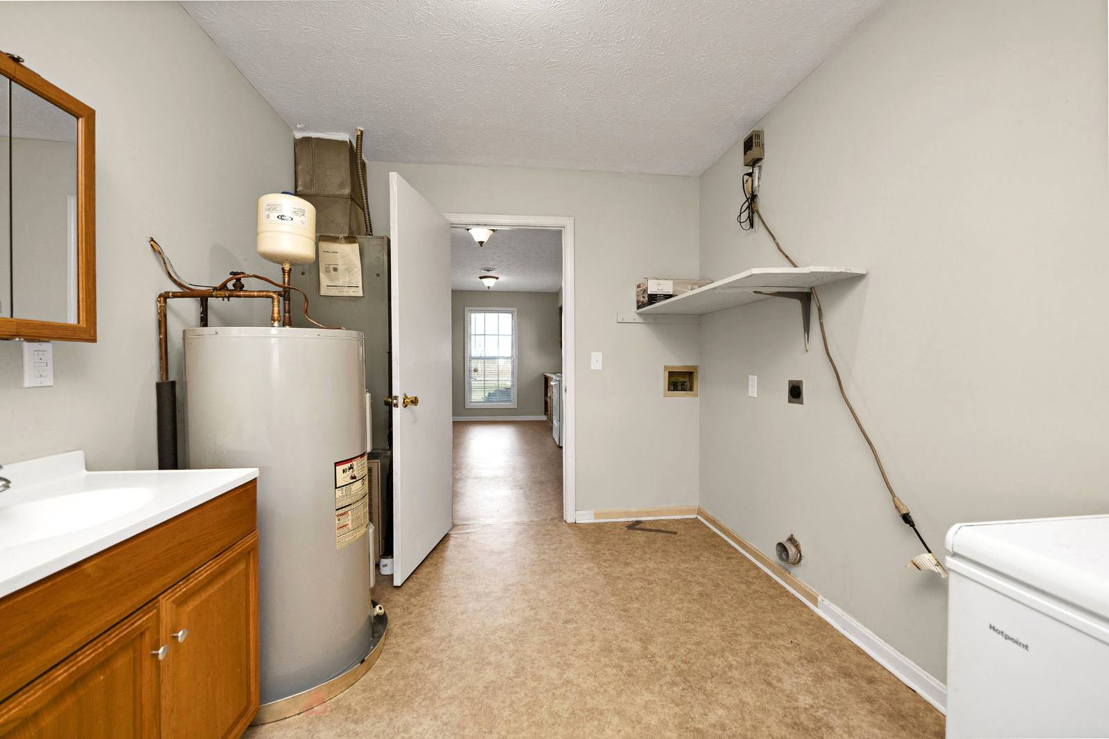 830 Hundley Lane