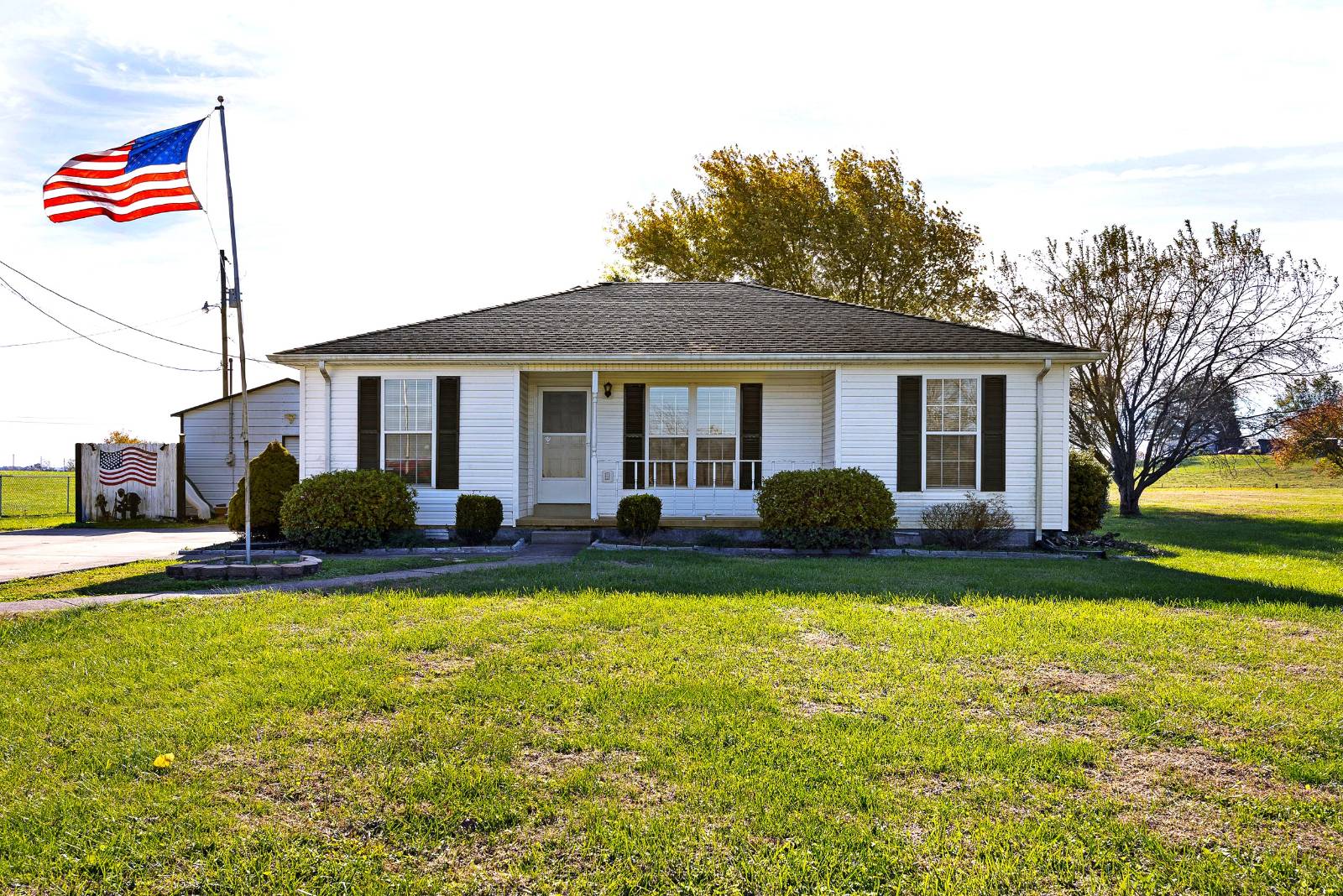 830 Hundley Lane